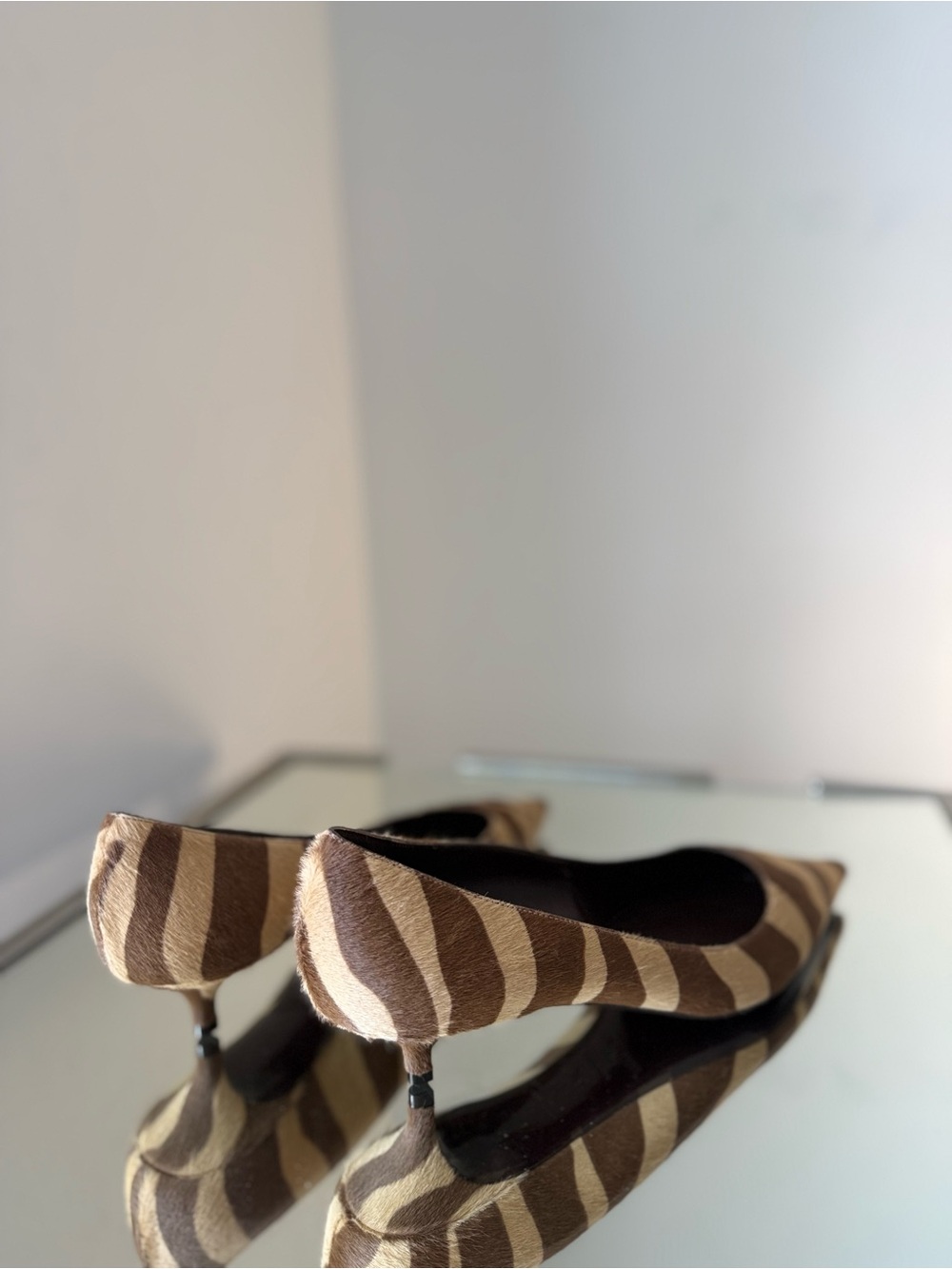 New Jimmy Choo Amelia 35 Chocolate Zebra Printed Pony Pumps $1,095 39.5 - Picture 8 of 14